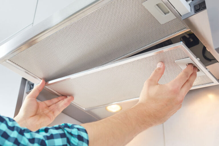 How To Hide Cooker Hood Ducting (DIY Guide UK)